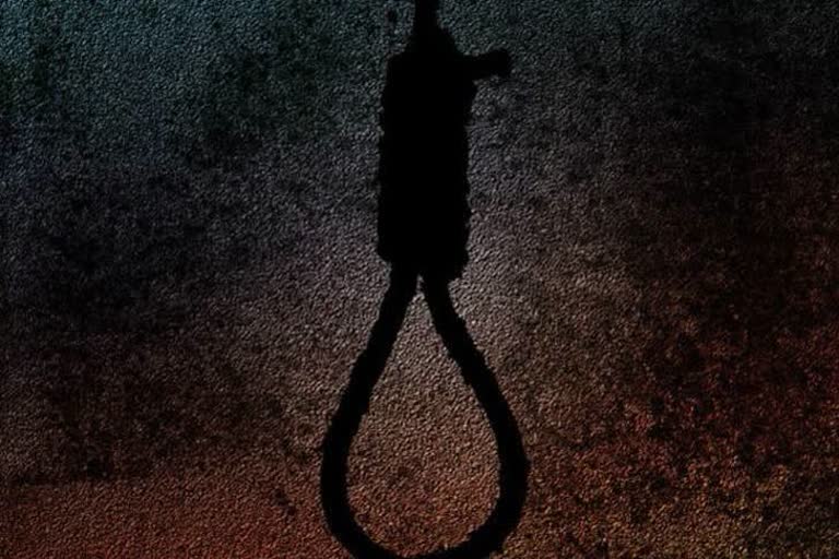 CRPF Trooper Commits Suicide in Srinagar