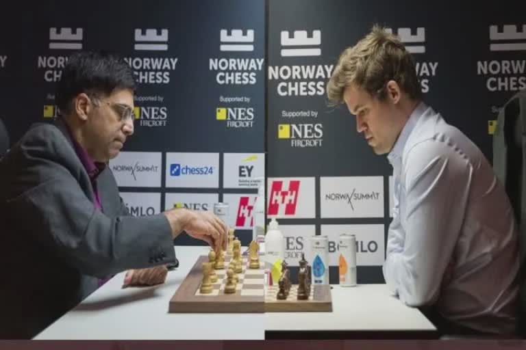 Norway Chess 2022 : આનંદે નોર્વે ચેસની બ્લિટ્ઝ ઈવેન્ટમાં કાર્લસનને હરાવી, આ સ્થાન પર આગળ