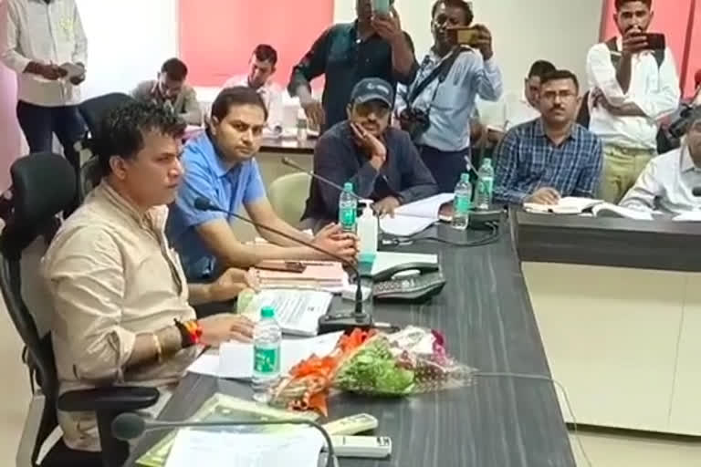 Union Minister of State for Agriculture Kailash Choudhary : At Disha's meeting, Barmer district headquarters