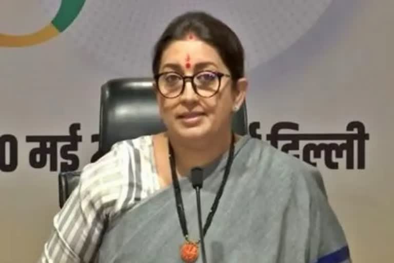 smriti irani slams arvind kejriwal and press conference at party headquarters in New Delhi