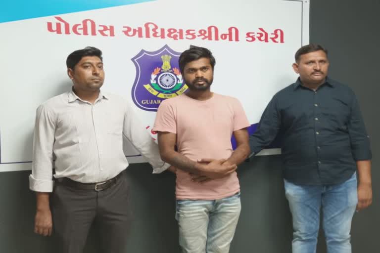 Drug sized in Junagadh :  કુખ્યાત આરોપી પકડાયો, શહેરમાં વધી રહ્યાં છે ડ્રગ પકડાવાના બનાવ