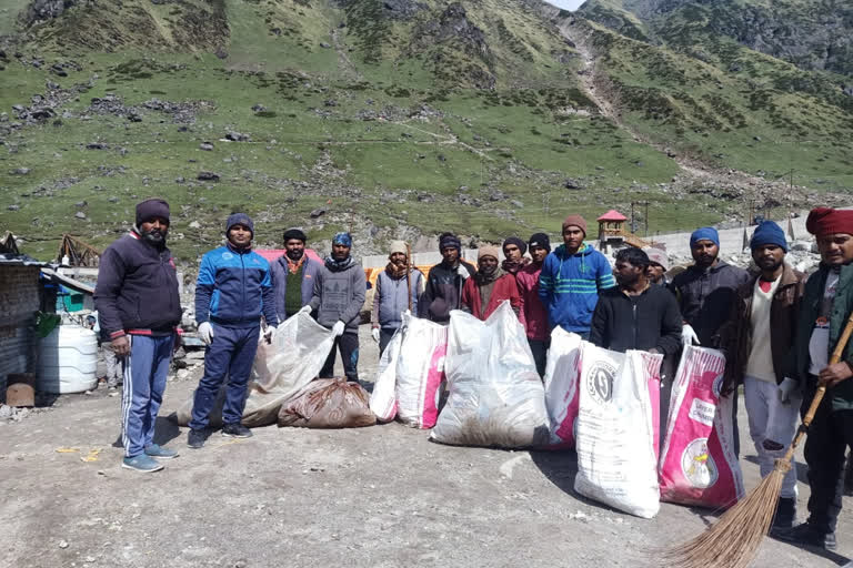 cleanliness drive in kedarnath dham