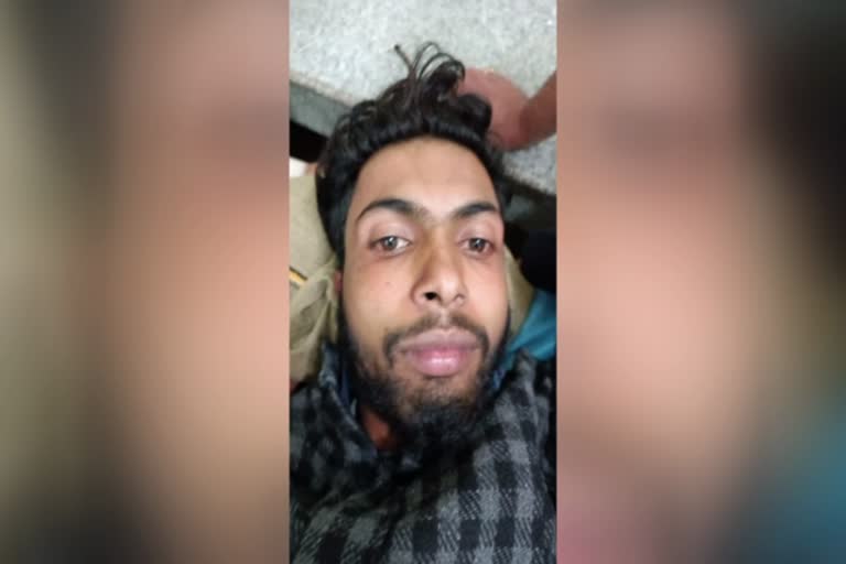 Unidentified gunmen opened fire  injuring a civilian in Shopian  ഷോപിയാനില്‍ അജ്ഞാത സംഘം യുവാവിന് നേരെ വെടിയുതിര്‍ത്തു  അജ്ഞാത സംഘത്തിന്‍റെ ആക്രമണം  ഷോപിയാനില്‍ ആക്രമണം  ഷോപിയാനില്‍ അജ്ഞാതര്‍ യുവാവിനെ വെടിവെച്ചു  ഷോപിയാനില്‍ യുവാവിന് വെടിയേറ്റു  The young man was shot in Shopian  An unidentified man shot and killed a young man in Shopian  An unidentified man shot and killed a young man in Shopian  An unidentified man shot a young man in Shopian