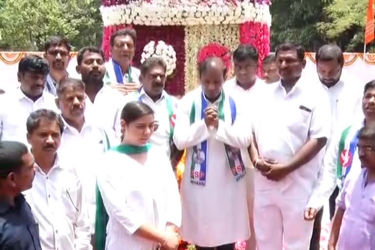 Telangana Formation Day should be celebrated on December 3 demanded KA Paul