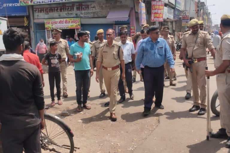 पुलिस प्रशासन की टीम