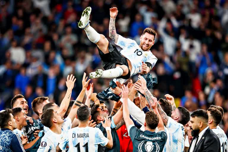 Football News  Finalissima  title  trophy  Argentina  Messi  beat  brilliant performance  sports news in hindi  फाइनलिस्सिमा  फुटबॉल ट्रॉफी  लियोनेल मेसी