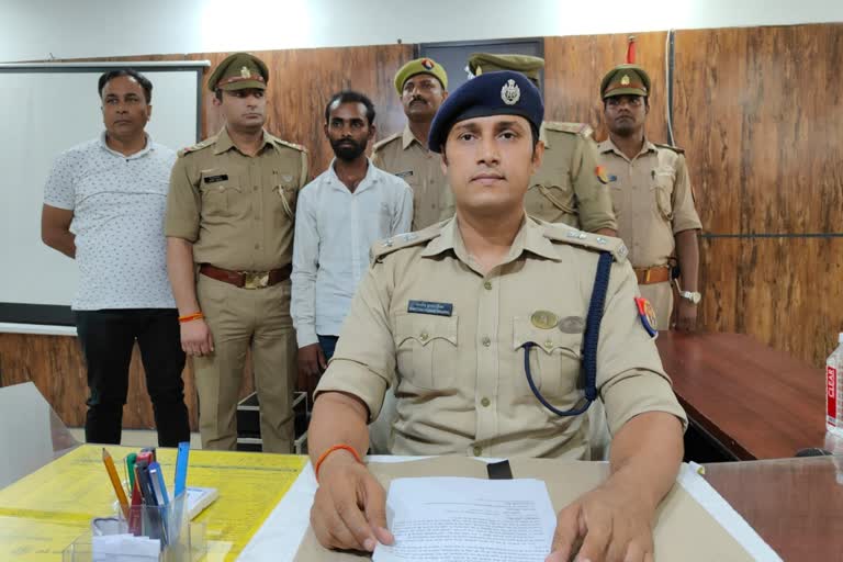 पुलिस अधीक्षक संतोष मिश्रा