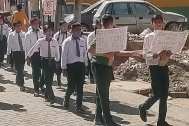 Students took out awareness rally in Paonta