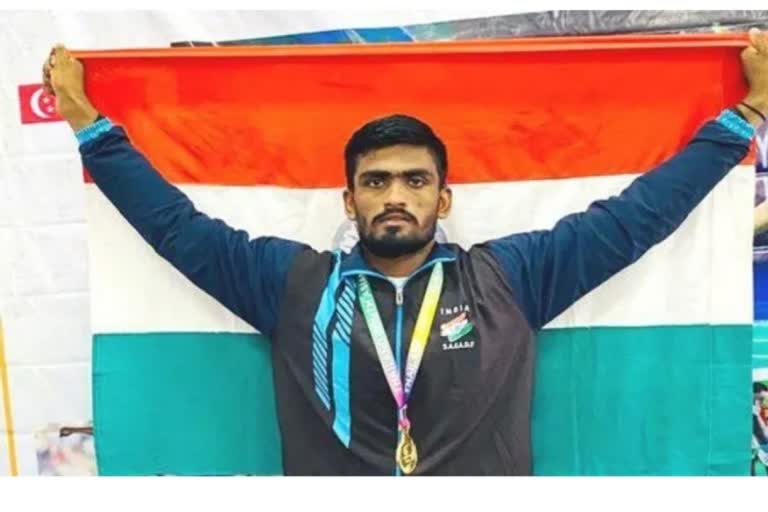 Vijayanagara Mallikarjuna wins gold medal in international wrestling 70kg competition