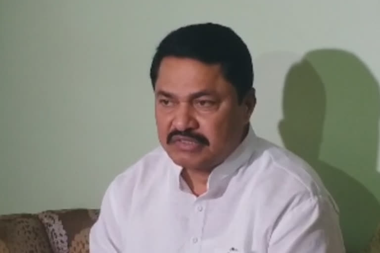 Nana Patole on Dhananjay Munde