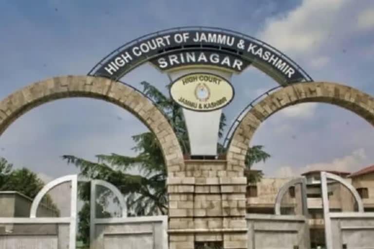 JKHC-directs-admin-to-take-action-against-illegal-news-portals-in-jk