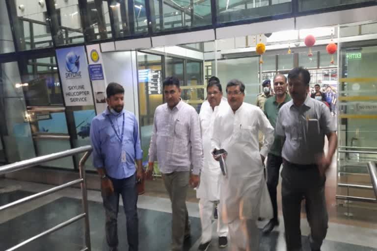 Mukul Wasnik reached Udaipur after CM Ashok Gehlot