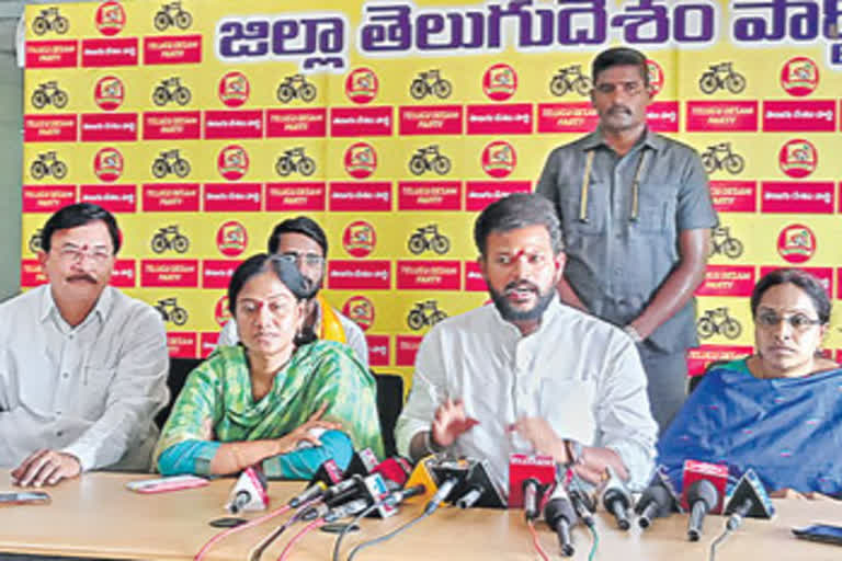 MP Rammohan naidu condemns CID giving notice for tdp leader Gauthu Shirisha