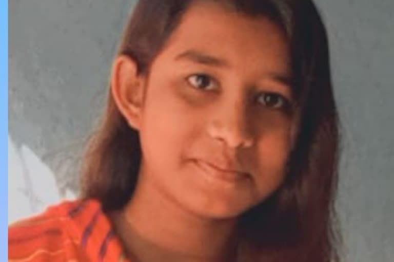 Madhyamik student wants to be a doctor to fulfill her mother dream