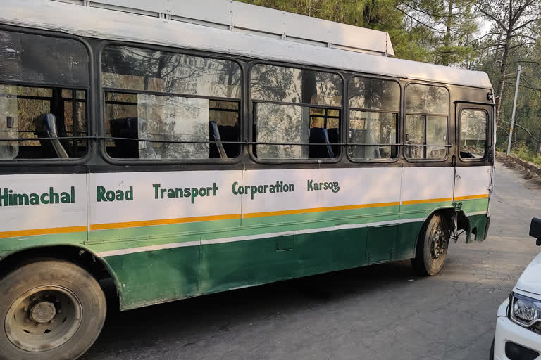 Collision between HRTC and private bus in Karsog