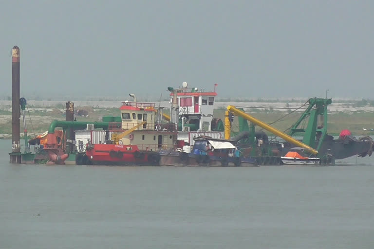 Cutter Suction Dredger in Ganga River