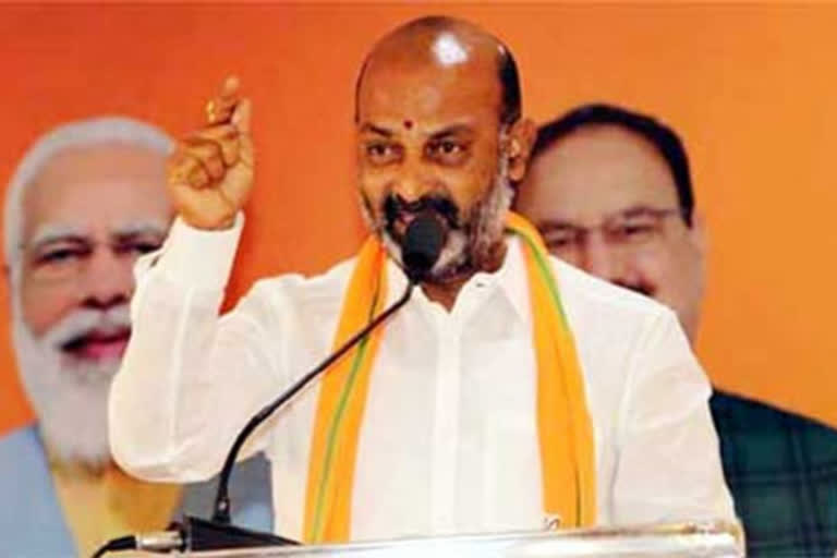 Bjp state president bandi sanjay condemned raghunandhan rao arrest