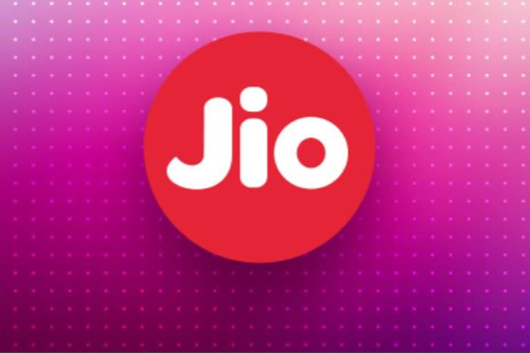 Jio launches 4G mobile connectivity on Ladakh's famous Pengong Lake