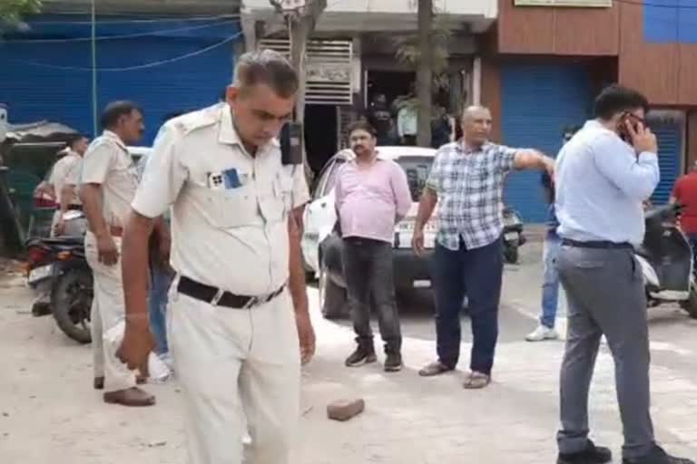 man shot dead in gurugram