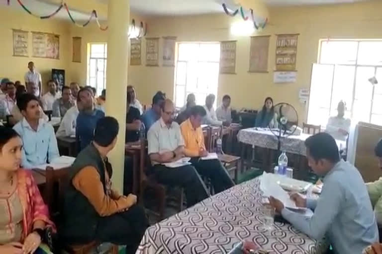 Pauri DM in Tehsil Diwas