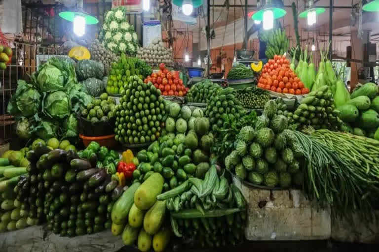 Market price of Fish egg meat vegetables in Kolkata