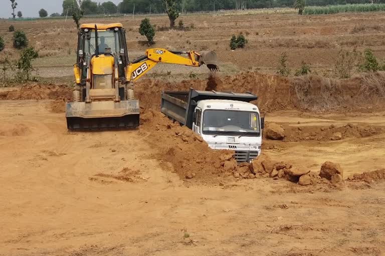 Illegal mining and transportation in Kondagaon