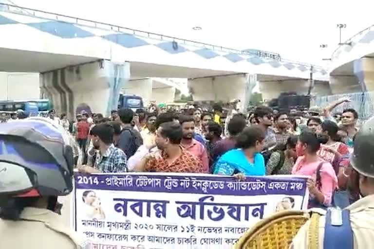 TET Agitation at Nabanna demanding immediate placement