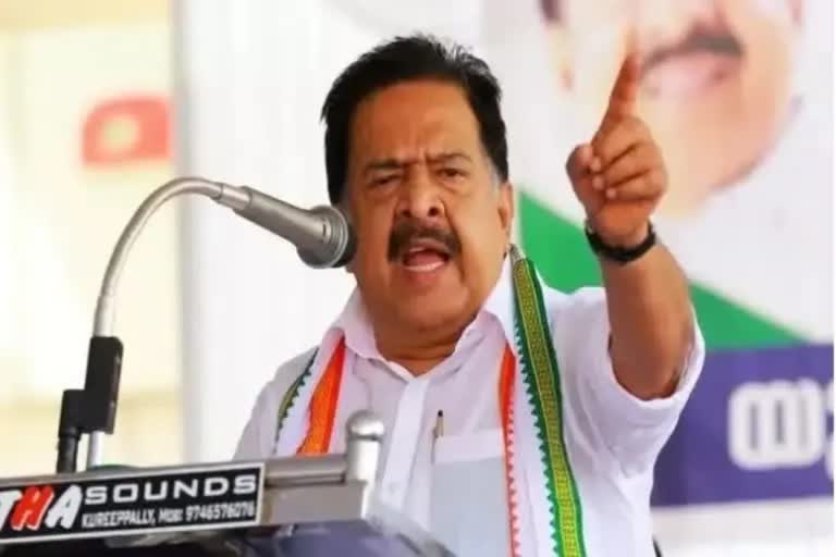 ramesh chennithala reaction  swapna suresh gold smuggling case  gold smuggling case controversy  swapna suresh pinarayi vijayan  സിപിഎം തന്ത്രം വിലപ്പോകില്ലന്ന് രമേശ് ചെന്നിത്തല  രമേശ് ചെന്നിത്തലയുടെ പ്രതികരണം  സ്വര്‍ണക്കടത്ത് കേസ്  സിപിഎമ്മിനെതിരെ കോണ്‍ഗ്രസ്