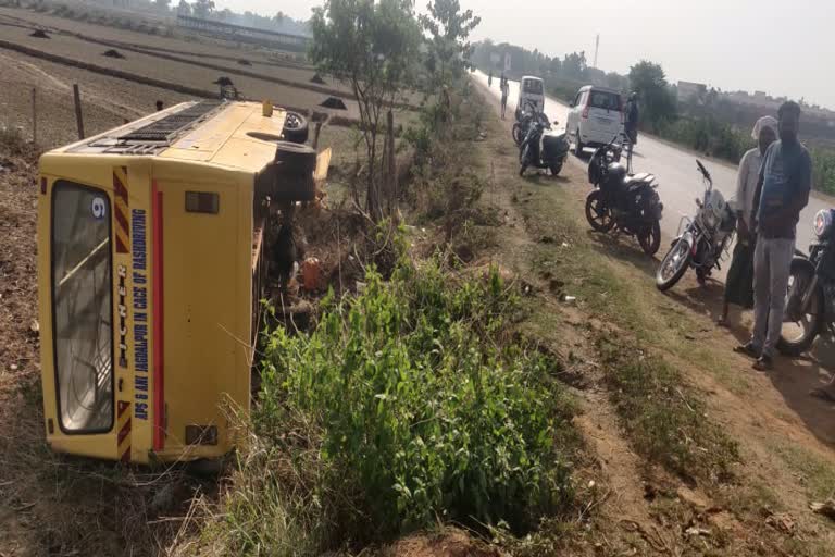 bus overturned