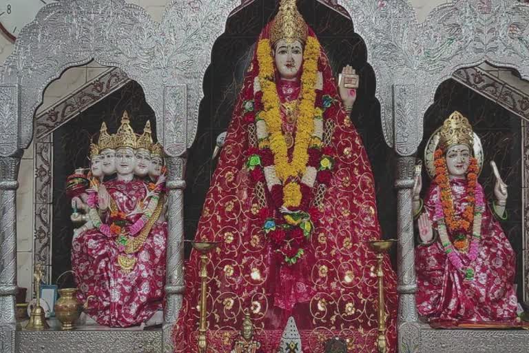 Gayatri Jayanti 2022 : ધર્મગ્રંથો અનુસાર માતા ગાયત્રીની આરાધના એટલે શું, જૂઓ...