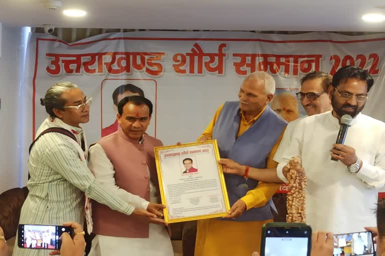 Dhan Singh Rawat honored with Uttarakhand Shaurya Samman