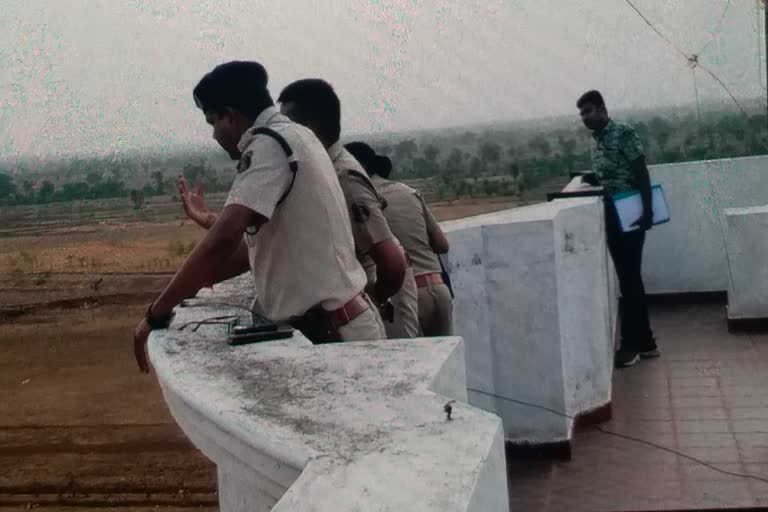 Innocent dies after falling from roof of school