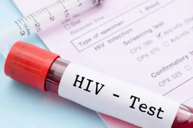 Elderly got wrong hiv report Tirunelveli