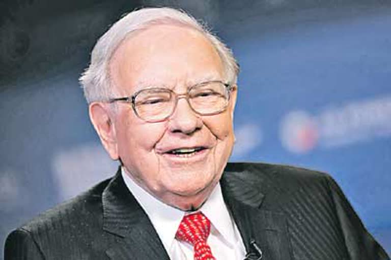 warren-buffet-bats-for-long-term-mindset