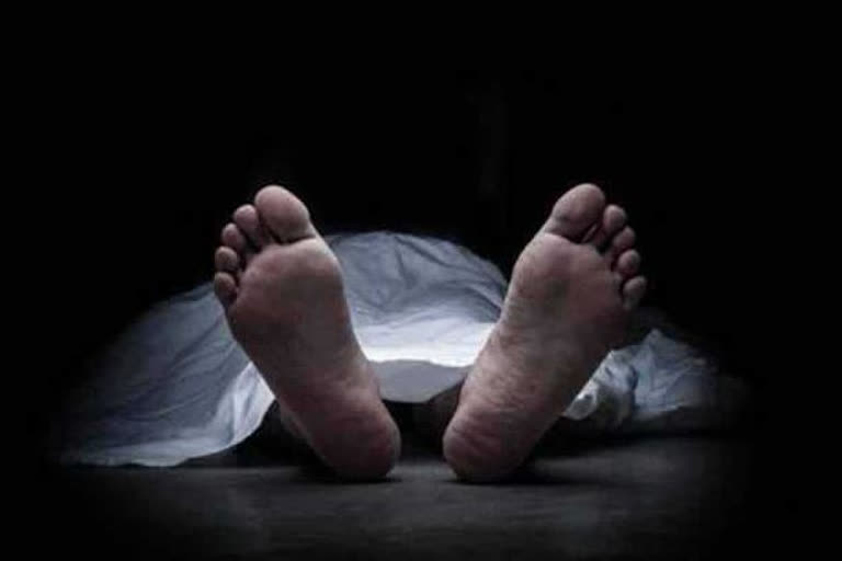 body of a 57 year old man recover in haridevpur kolkata