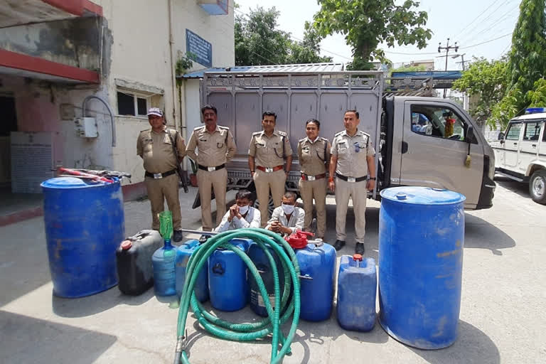 Diesel thief gang busted in Ramnagar