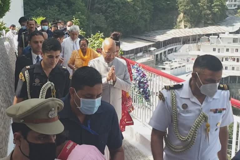 Kovind Pays Obeisance At Mata Vaishno Devi Shrine