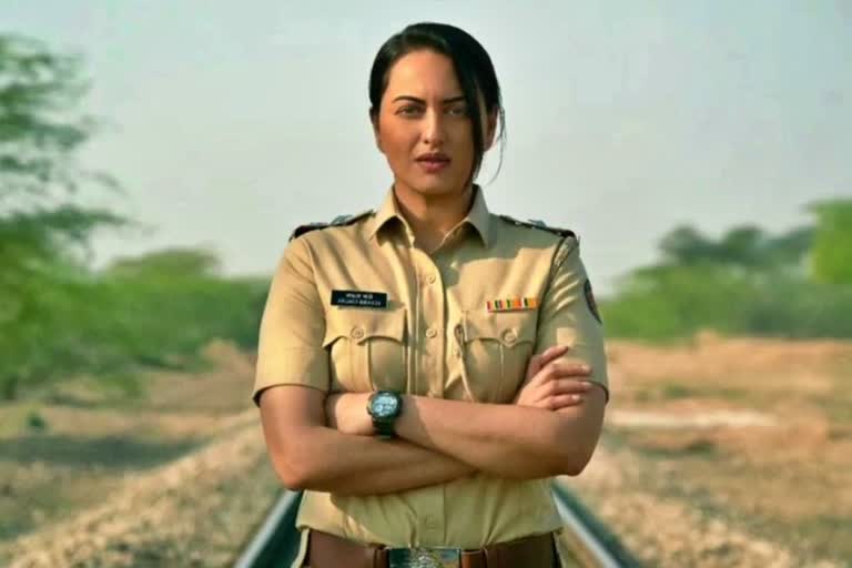 dahaad web series  sonakshi launched soezi  Bollywood actress sonakshi sinha news  Sonakshi Sinha Boyfriend  Sonakshi Sinha Husband  ದಹಾಡ್ ವೆಬ್​​ ಸಿರೀಸ್  ದಹಾಡ್​ ವೆಬ್​ ಸಿರೀಸ್​ನಲ್ಲಿ ಪೊಲೀಸ್​ ಆಫೀಸರ್​ ಆಗಿ ನಟಿಸಿದ ಸೋನಾಕ್ಷಿ ಸಿನ್ಹಾ  ಬಾಲಿವುಡ್​ ನಟಿ ಸೋನಾಕ್ಷಿ ಸಿನ್ಹಾ ಸುದ್ದಿ