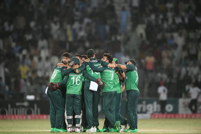 Pakistan clinch series victory over West Indies
