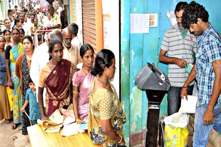 ரேஷன் கடை ஊழியர்களின் அகவிலைப்படி உயர்வு.. ஒருவார காலத்திற்குள் முடிவெடுக்கப்படும் - அரசு அளித்த நம்பிக்கை வாக்குறுதி