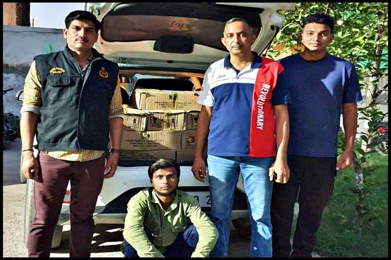 Illegal liquor smuggler arrested in Faridabad