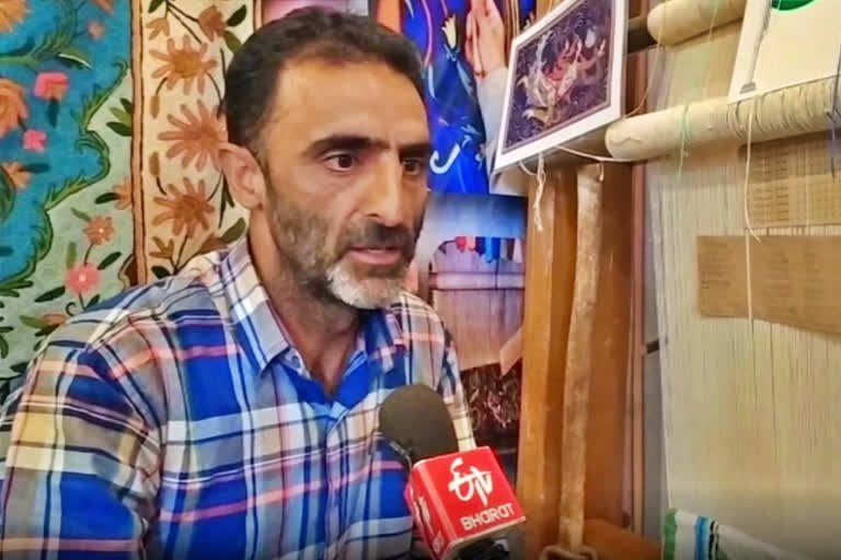 Maqbool's message of love: Kashmir weaver all set to unveil his tricolour carpet