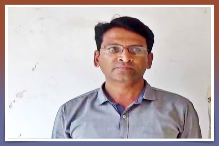 Honeytrap accused Bunty Babli from Rajkot was nabbed by Junagadh police