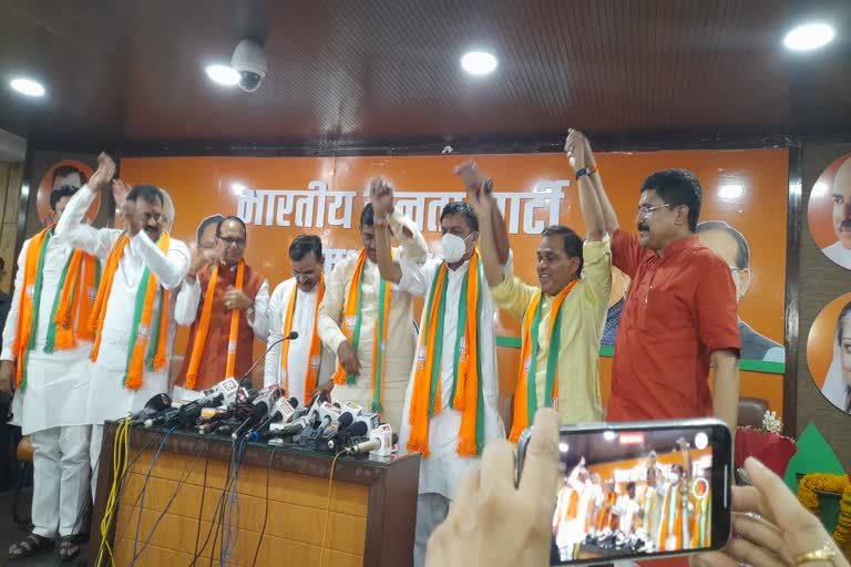 Politics intensified in MP three MLAs joined BJP