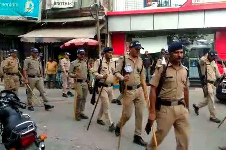 Police took out flag march in Kashipur