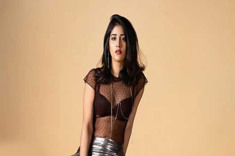 chandini chowdary