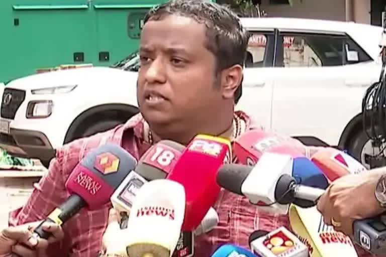 conspiracy case involved by swapna suresh  gold smuggling case  Shaj kiran involvement in gold smuggling case  allegations of Swapna Suresh against chief minister Pinarai Vijayan  ഷാജ് കിരണ്‍ സ്വര്‍ണക്കടത്ത് കേസിലെ ബന്ധം  സ്വര്‍ണക്കടത്ത് കേസ്  സ്വപ്ന സുരേഷ് പ്രതിയായ ഗൂഢാലോചന കേസ്