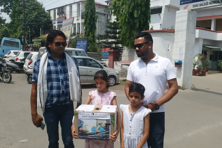 Daughters asking for donations for fathers treatment