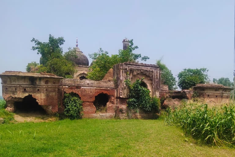 Beacon of light: Hindus in UP village with zero Muslim population take up conservation of Mughal era mosque