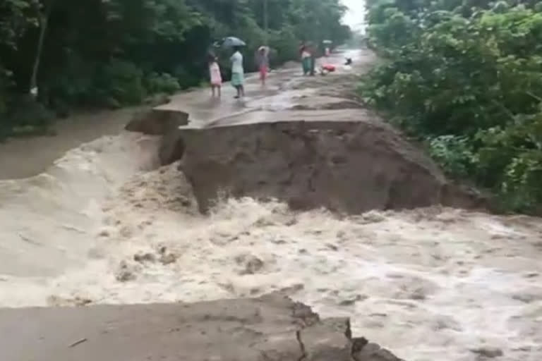 Morapagladiya river damages its embankment at Nalbari